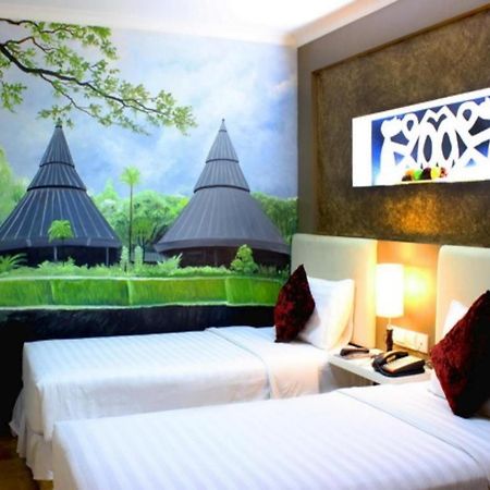 Amos Cozy Hotel Melawai Jakarta Buitenkant foto