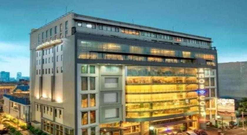 Amos Cozy Hotel Melawai Jakarta Buitenkant foto