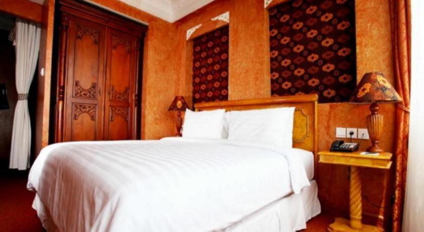 Amos Cozy Hotel Melawai Jakarta Buitenkant foto