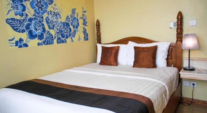 Amos Cozy Hotel Melawai Jakarta Buitenkant foto