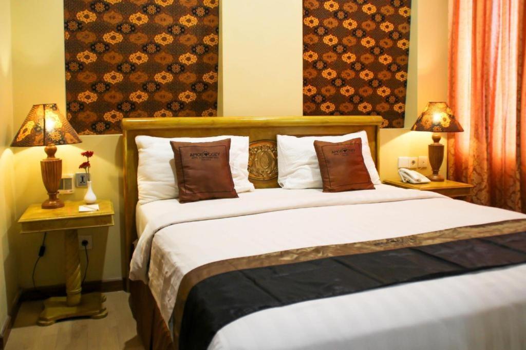 Amos Cozy Hotel Melawai Jakarta Buitenkant foto