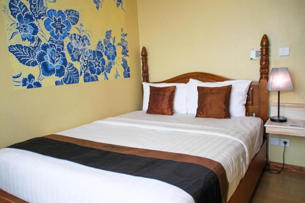 Amos Cozy Hotel Melawai Jakarta Buitenkant foto