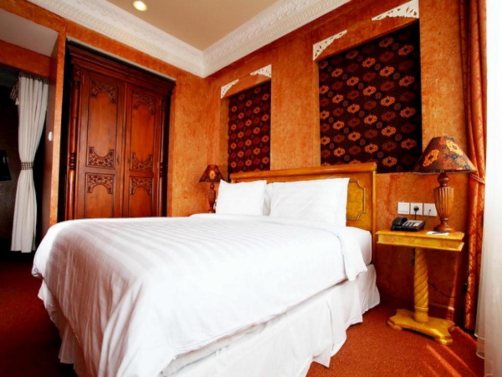 Amos Cozy Hotel Melawai Jakarta Buitenkant foto